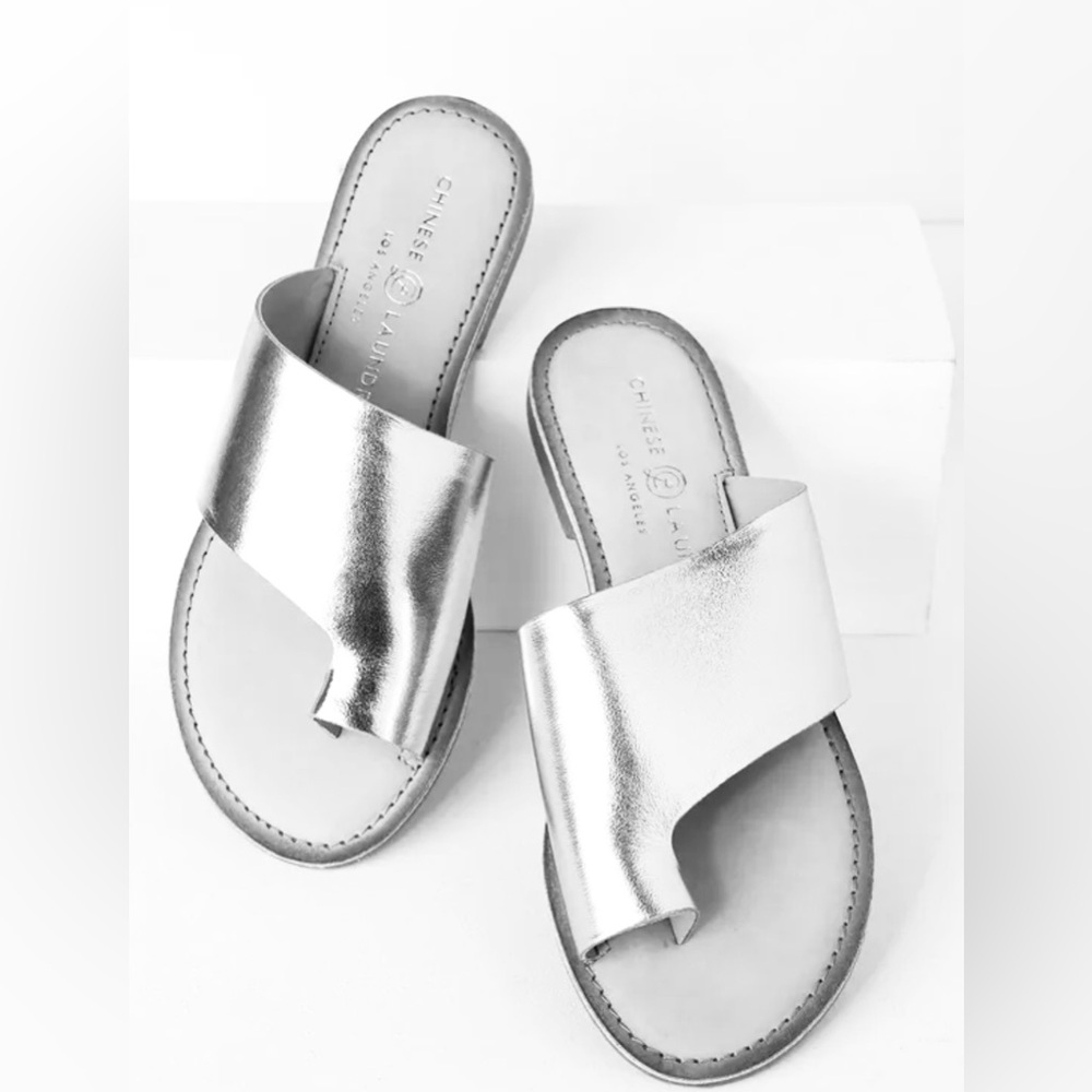 Chinese Laundry Silver Metallic Gemmy Sandal - Size 7.5